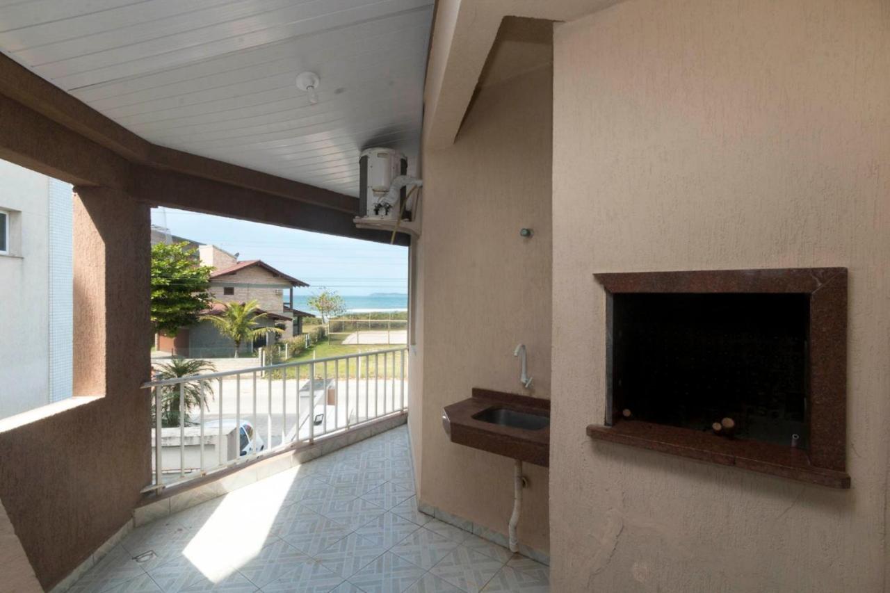 Residencial Melfi 3 Ap.1 Frente Apartment Bombinhas Exterior photo